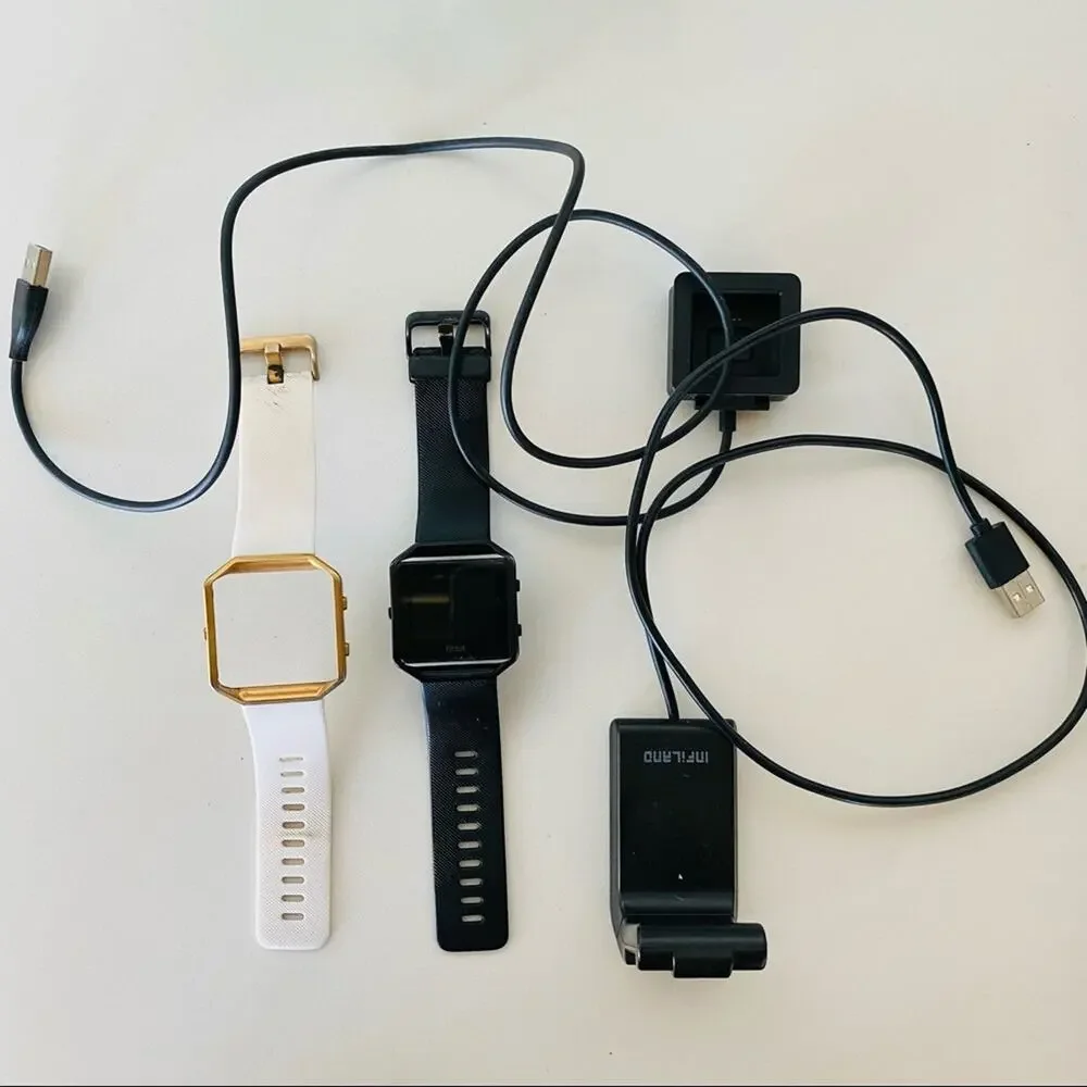 FITBIT Blaze Black White Gold Smart Watch Face Two Band With Two 2 Chargers